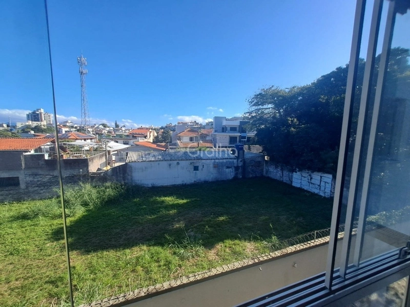 Apartamento em Coqueiros com 2 dormitórios, sendo 1 suítes e 1 vaga: 15ª foto da galeria de imagens do imóvel