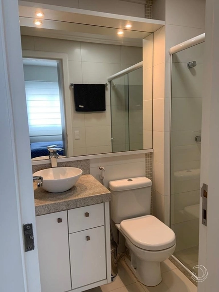 Apartamento na Agronômica com 2 dormitórios, sendo 1 suíte e 2 vagas: 13ª foto da galeria de imagens do imóvel