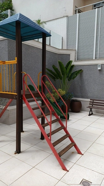 Apartamento na Agronômica com 2 dormitórios, sendo 1 suíte e 2 vagas: 16ª foto da galeria de imagens do imóvel