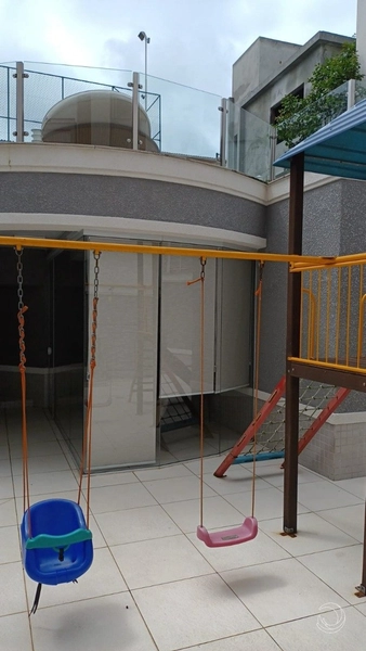 Apartamento na Agronômica com 2 dormitórios, sendo 1 suíte e 2 vagas: 17ª foto da galeria de imagens do imóvel