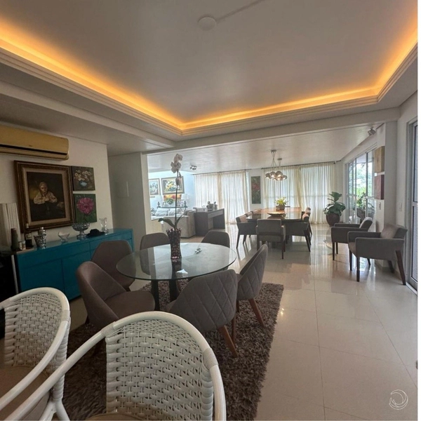 Casa em condomínio fechado em Cacupé com 4 suítes - 700 m²: 7ª foto da galeria de imagens do imóvel