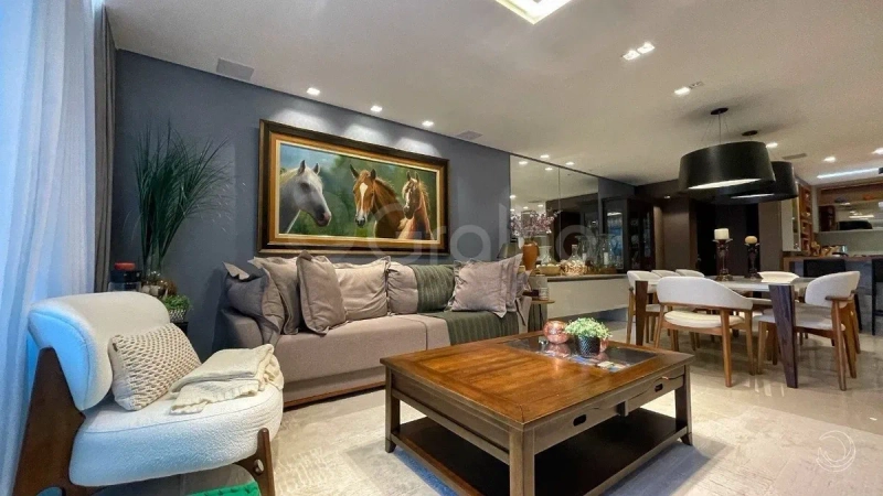 Apartamento na Agronômica com 3 dormitórios, sendo 1 suíte e 2 vagas: 4ª foto da galeria de imagens do imóvel