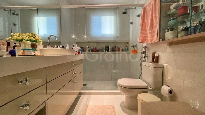 Apartamento na Agronômica com 3 dormitórios, sendo 1 suíte e 2 vagas: 28ª foto da galeria de imagens do imóvel