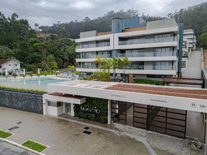 Apartamento a venda em Cacupé com 3 suítes e 1 vagas - 165m²: 2ª foto da galeria de imagens do imóvel