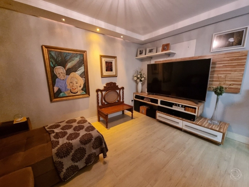 Casa no Centro de Florianópolis a venda com 3 dormitórios 1 suíte 2 vg: 7ª foto da galeria de imagens do imóvel