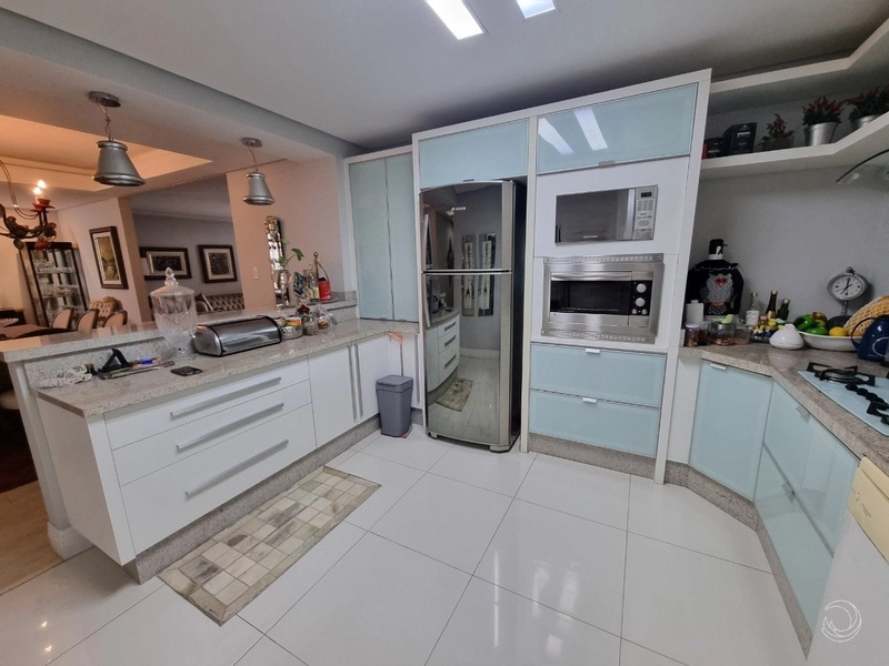 Casa no Centro de Florianópolis a venda com 3 dormitórios 1 suíte 2 vg: 18ª foto da galeria de imagens do imóvel