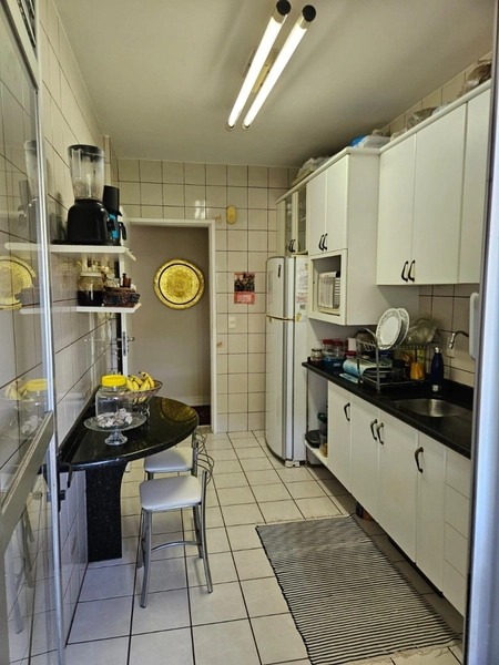 Apartamento em Coqueiros com 03 dormitórios e 1 vaga - 74,85 m²: 7ª foto da galeria de imagens do imóvel