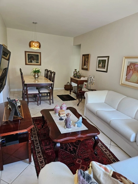 Apartamento em Coqueiros com 03 dormitórios e 1 vaga - 74,85 m²: 3ª foto da galeria de imagens do imóvel