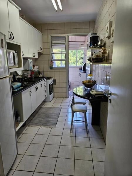 Apartamento em Coqueiros com 03 dormitórios e 1 vaga - 74,85 m²: 6ª foto da galeria de imagens do imóvel