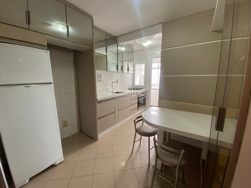 Apartamento no Centro com 3 dormitórios, sendo 1 suíte e 1 vagas: 4ª foto da galeria de imagens do imóvel