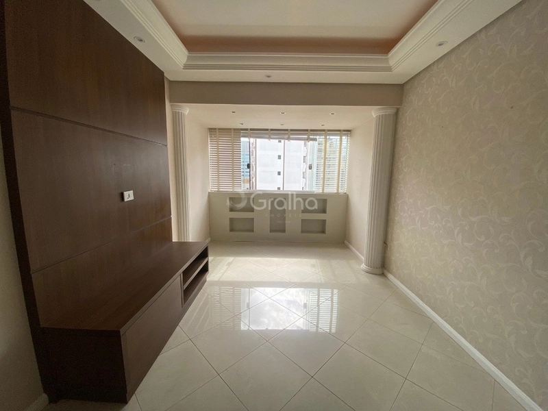 Apartamento no Centro com 3 dormitórios, sendo 1 suíte e 1 vagas: 1ª foto da galeria de imagens do imóvel