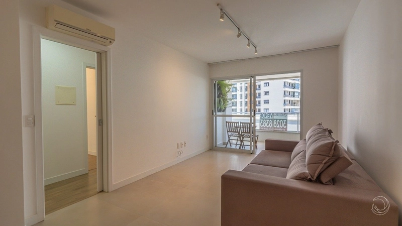 Apartamento na Agronômica com 3 dormitórios, sendo 1 suíte 106m²: 3ª foto da galeria de imagens do imóvel