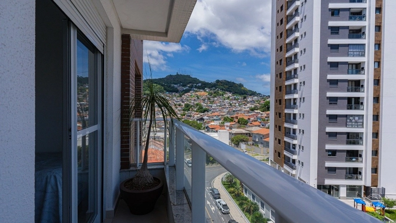 Apartamento na Agronômica com 3 dormitórios, sendo 1 suíte 106m²: 8ª foto da galeria de imagens do imóvel