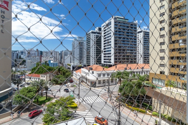 Apartamento no Centro com 3 dormitórios, sendo 1 suíte e 2 vagas: 18ª foto da galeria de imagens do imóvel