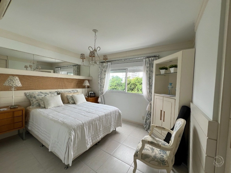 Apartamento na Beira Mar com 3 dormitórios, sendo 3 suítes e 2 vagas: 24ª foto da galeria de imagens do imóvel