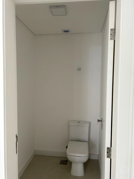 Casa residencial no Córrego Grande com 3 suítes e 3 vagas: 4ª foto da galeria de imagens do imóvel