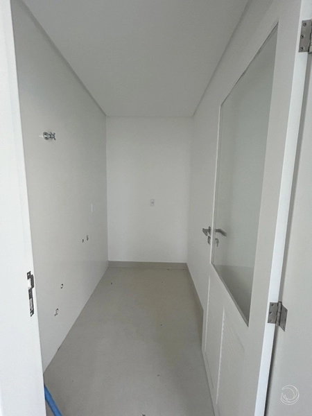 Casa residencial no Córrego Grande com 3 suítes e 3 vagas: 5ª foto da galeria de imagens do imóvel