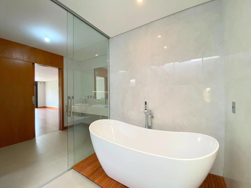 Casa residencial na Lagoa com 4 suítes e 8 vagas - 474 m²: 20ª foto da galeria de imagens do imóvel