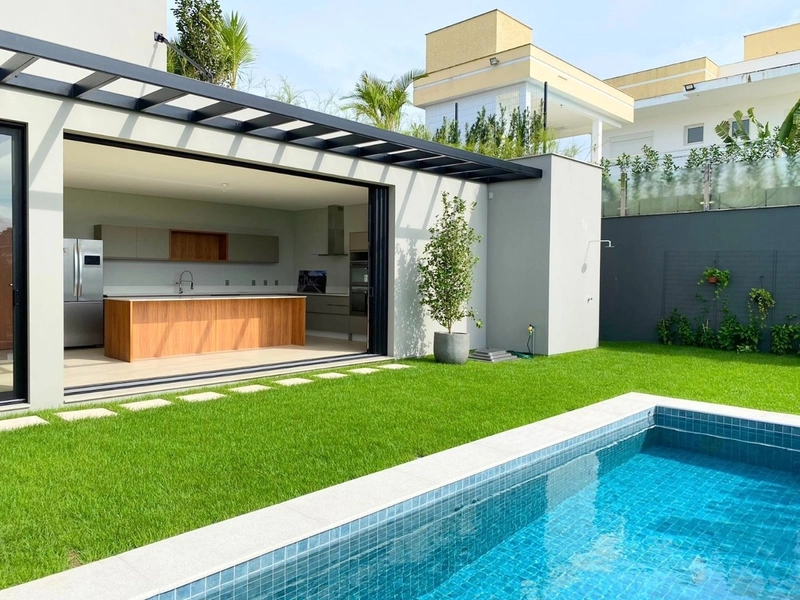 Casa residencial na Lagoa com 4 suítes e 8 vagas - 474 m²: 5ª foto da galeria de imagens do imóvel