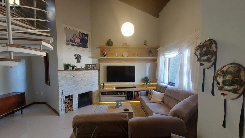 Casa no Carianos a venda com 4 dormitórios 1 suíte e 2 vagas: 2ª foto da galeria de imagens do imóvel
