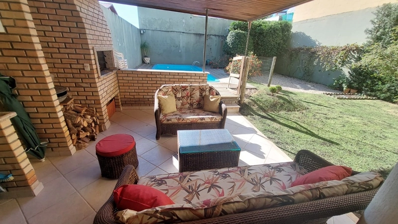 Casa no Carianos a venda com 4 dormitórios 1 suíte e 2 vagas: 1ª foto da galeria de imagens do imóvel