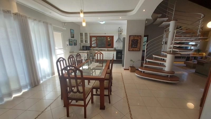 Casa no Carianos a venda com 4 dormitórios 1 suíte e 2 vagas: 3ª foto da galeria de imagens do imóvel