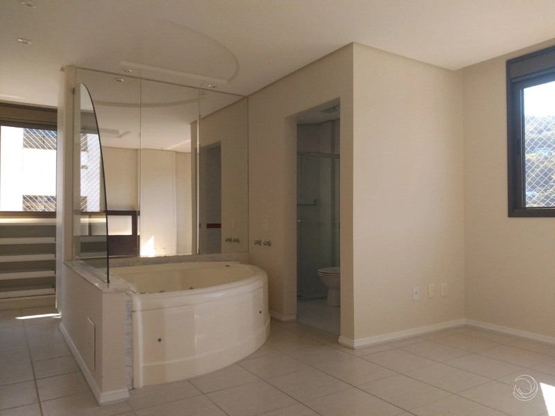 Apartamento no Centro com 4 dormitórios sendo 1 suíte - 110m²: 18ª foto da galeria de imagens do imóvel