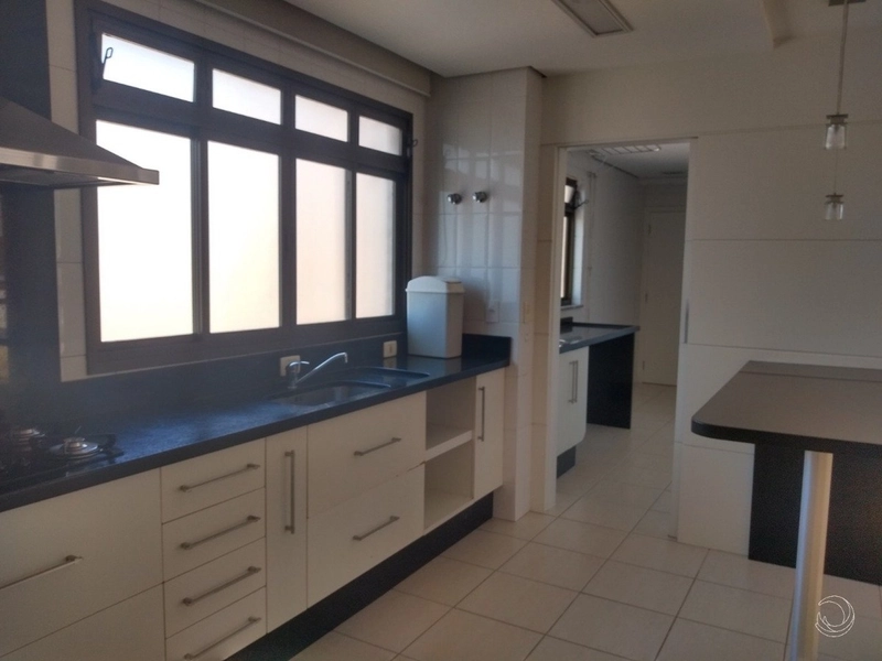 Apartamento no Centro com 4 dormitórios sendo 1 suíte - 110m²: 10ª foto da galeria de imagens do imóvel