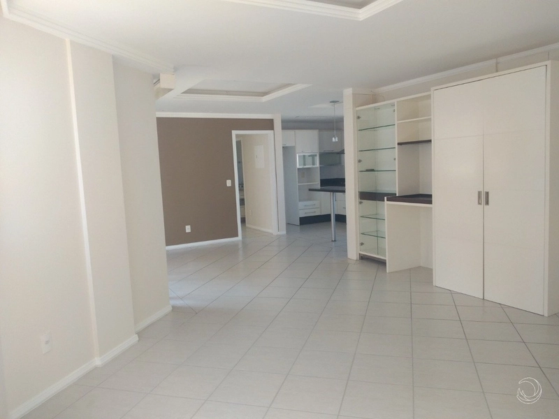 Apartamento no Centro com 4 dormitórios sendo 1 suíte - 110m²: 2ª foto da galeria de imagens do imóvel