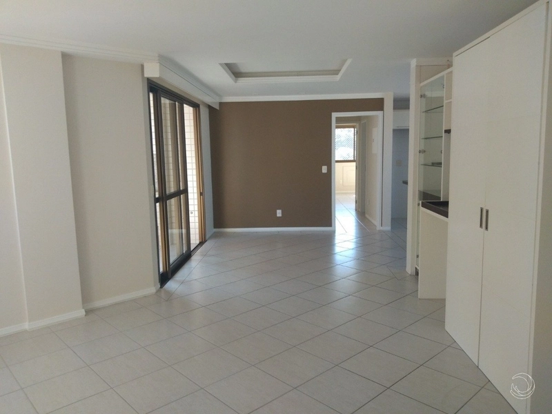 Apartamento no Centro com 4 dormitórios sendo 1 suíte - 110m²: 4ª foto da galeria de imagens do imóvel