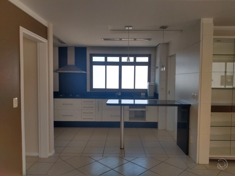 Apartamento no Centro com 4 dormitórios sendo 1 suíte - 110m²: 7ª foto da galeria de imagens do imóvel