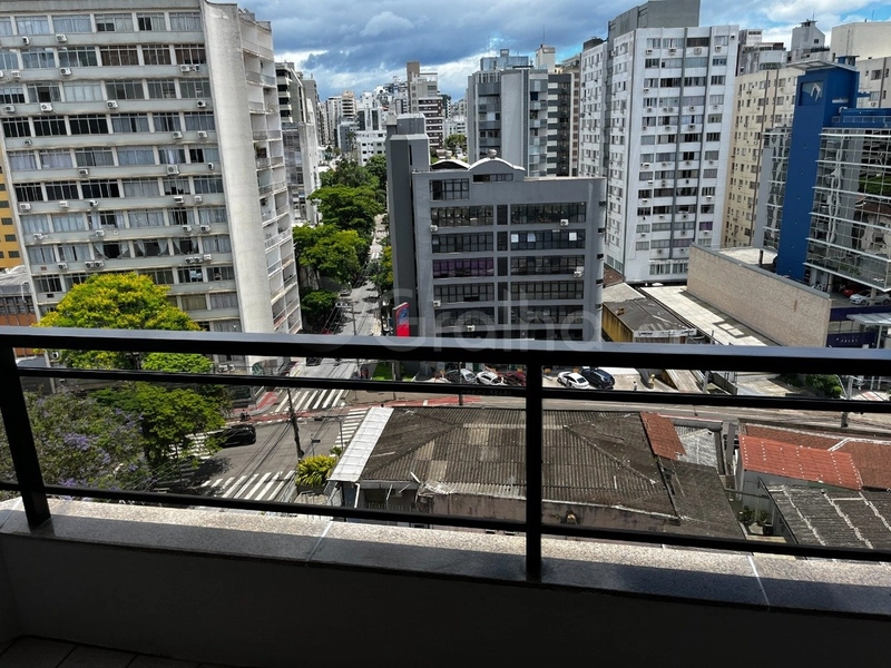 Apartamento no Centro com 3 dormitórios  sendo 1 suíte e 1 vaga  131m²: 3ª foto da galeria de imagens do imóvel