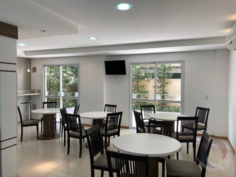 Apartamento na Agronômica com 3 dormitórios sendo 1 suíte 2 vagas: 18ª foto da galeria de imagens do imóvel