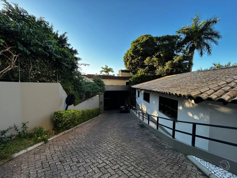 Apartamento na Agronômica Com 4 dormitórios, sendo 03 suíte e 3 vagas: 49ª foto da galeria de imagens do imóvel