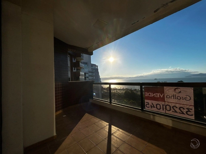 Apartamento na Agronômica Com 4 dormitórios, sendo 03 suíte e 3 vagas: 4ª foto da galeria de imagens do imóvel