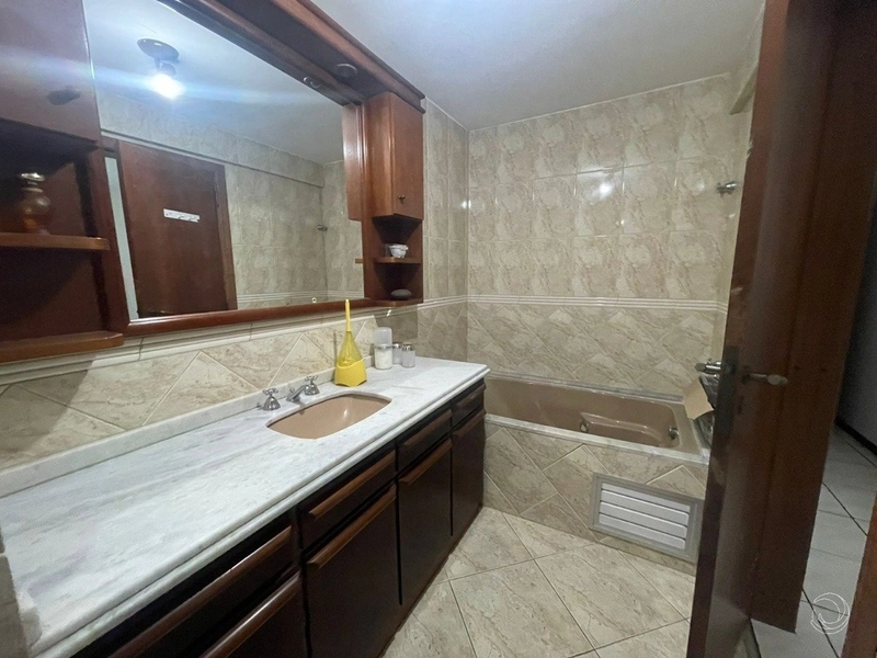 Apartamento no Centro com 3 dormitórios 1 suítes e 2 vagas - 170m²: 7ª foto da galeria de imagens do imóvel
