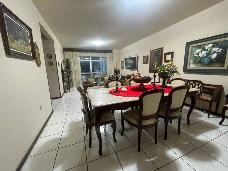 Apartamento no Centro com 3 dormitórios 1 suítes e 2 vagas - 170m²: 5ª foto da galeria de imagens do imóvel