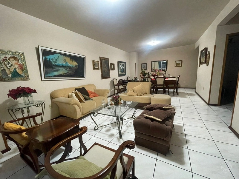 Apartamento no Centro com 3 dormitórios 1 suítes e 2 vagas - 170m²: 9ª foto da galeria de imagens do imóvel