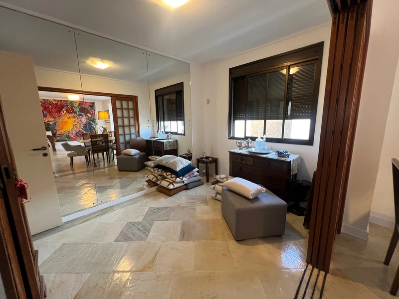 Apartamento no Centro com 3 dormitórios, sendo 1 suíte com 2 vagas: 5ª foto da galeria de imagens do imóvel