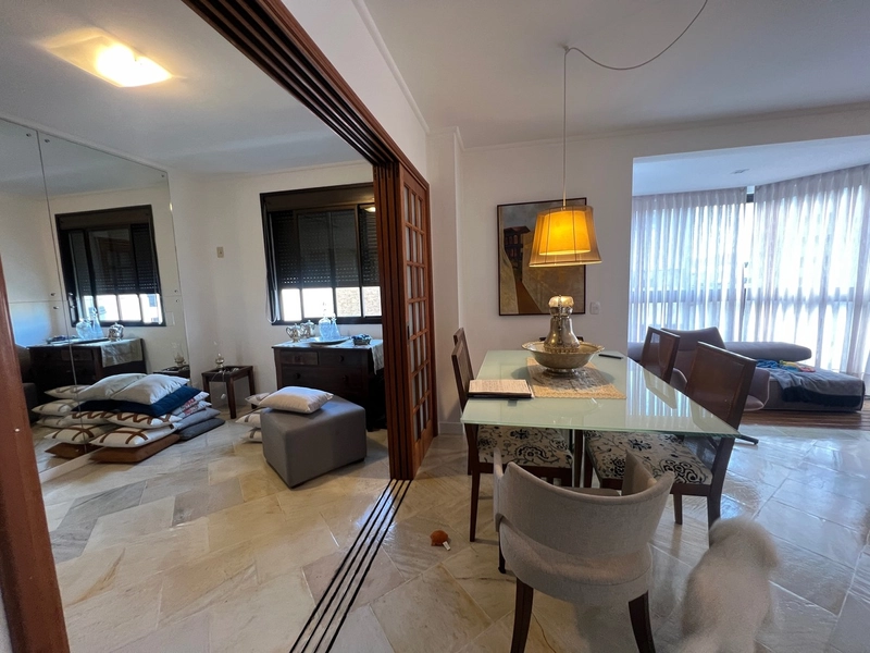 Apartamento no Centro com 3 dormitórios, sendo 1 suíte com 2 vagas: 7ª foto da galeria de imagens do imóvel