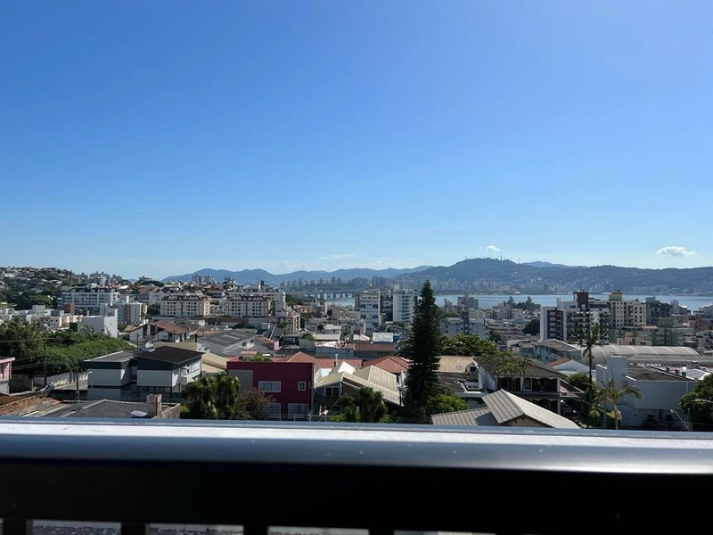 Apartamento em Coqueiros novo com 2 dormitórios 1 suíte e 1 vg - 7 m²: 3ª foto da galeria de imagens do imóvel