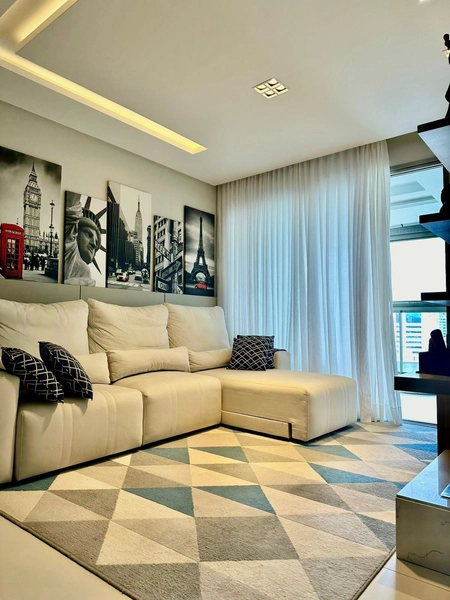 Apartamento a venda no Balneários do Estreito com 3 suítes e 3 vagas: 2ª foto da galeria de imagens do imóvel