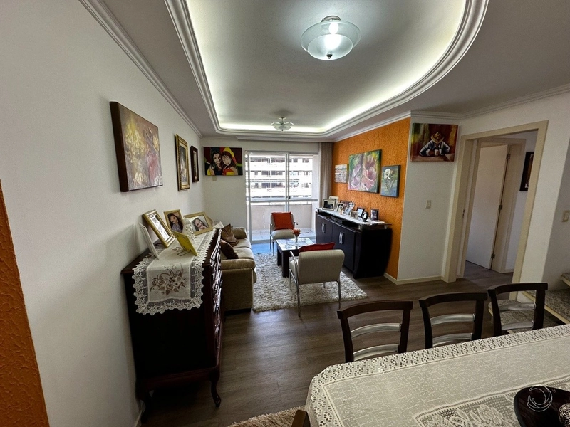 Apartamento no Córrego Grande com 3 dormitórios, sendo 1 suíte e 2 vg: 4ª foto da galeria de imagens do imóvel