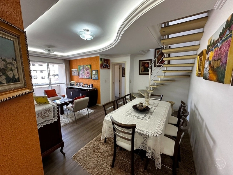Apartamento no Córrego Grande com 3 dormitórios, sendo 1 suíte e 2 vg: 2ª foto da galeria de imagens do imóvel