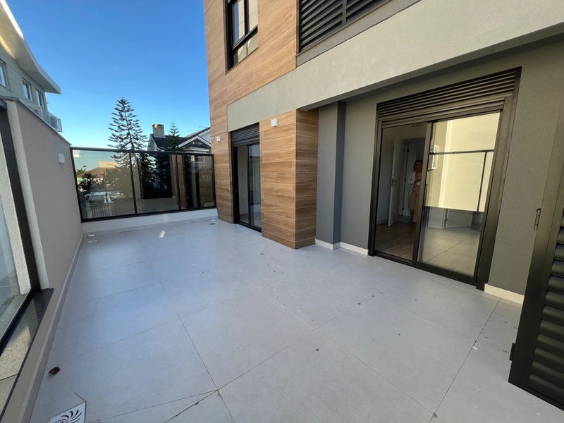 Apartamento Coqueiros com terraço com 2 suítes e 1 vaga de garagem: 1ª foto da galeria de imagens do imóvel