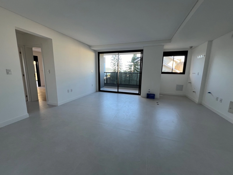 Apartamento Coqueiros com terraço com 2 suítes e 1 vaga de garagem: 2ª foto da galeria de imagens do imóvel