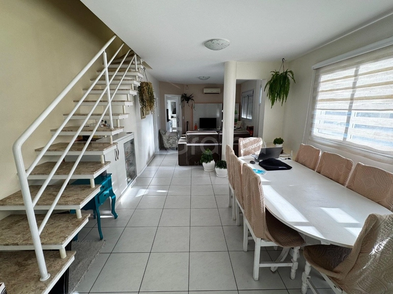 Apartamento duplex a venda na Trindade com 3 suítes e 2 vagas: 1ª foto da galeria de imagens do imóvel