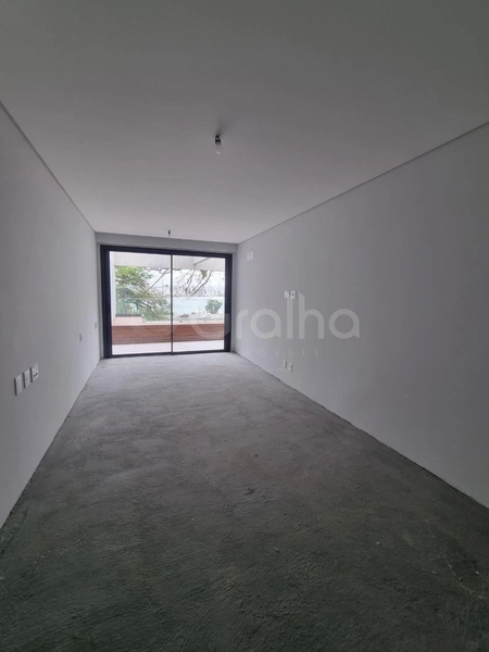 Apartamento no Centro com 3 suítes 234m ²: 12ª foto da galeria de imagens do imóvel