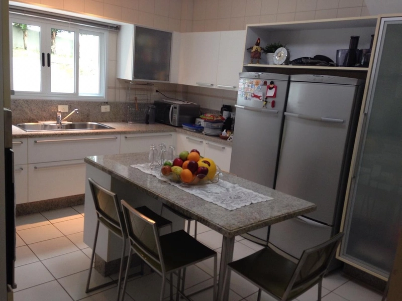 Linda Casa em Cacupé em Condomínio fechado com 4 suítes: 7ª foto da galeria de imagens do imóvel