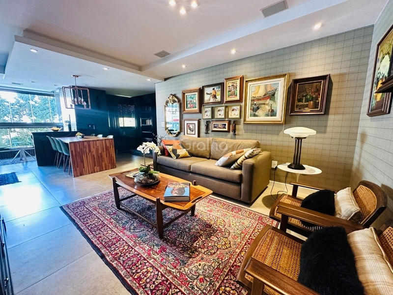Apartamento no centro com 2 dormitórios 1 suíte e 2 vagas: 3ª foto da galeria de imagens do imóvel